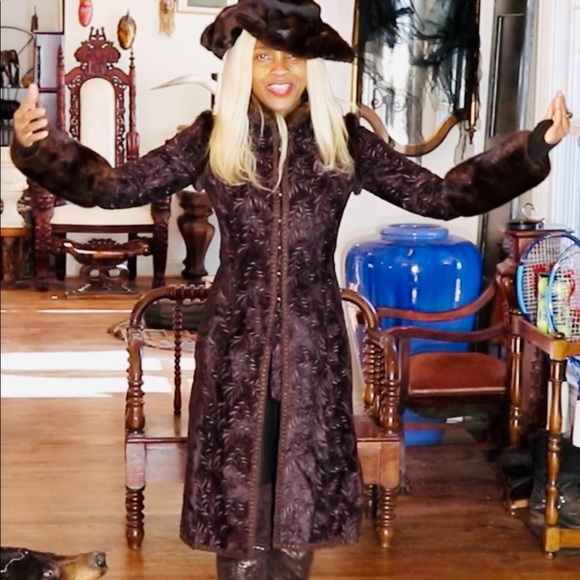 Andrew GN embroidered & mink fur trimmed coat XS - Picture 16 of 16